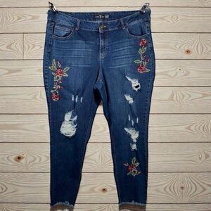 One 5 One denim capris Size 20 💝